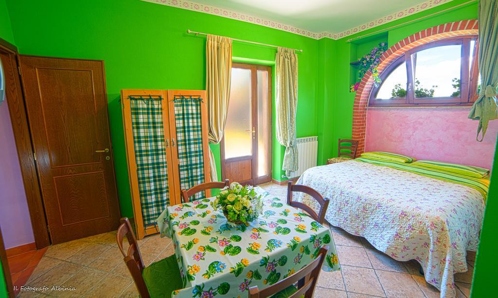Agriturismo La Valle Degli Ulivi Semproniano Ngoại thất bức ảnh